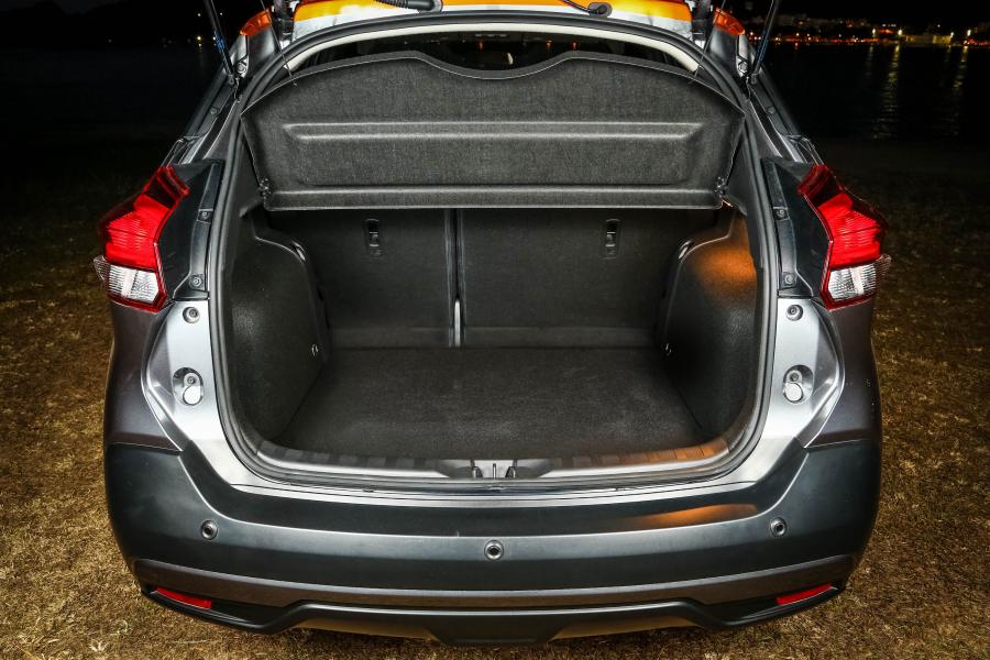 Багажник Nissan Kicks 2016 года  (фото 33 из 40)